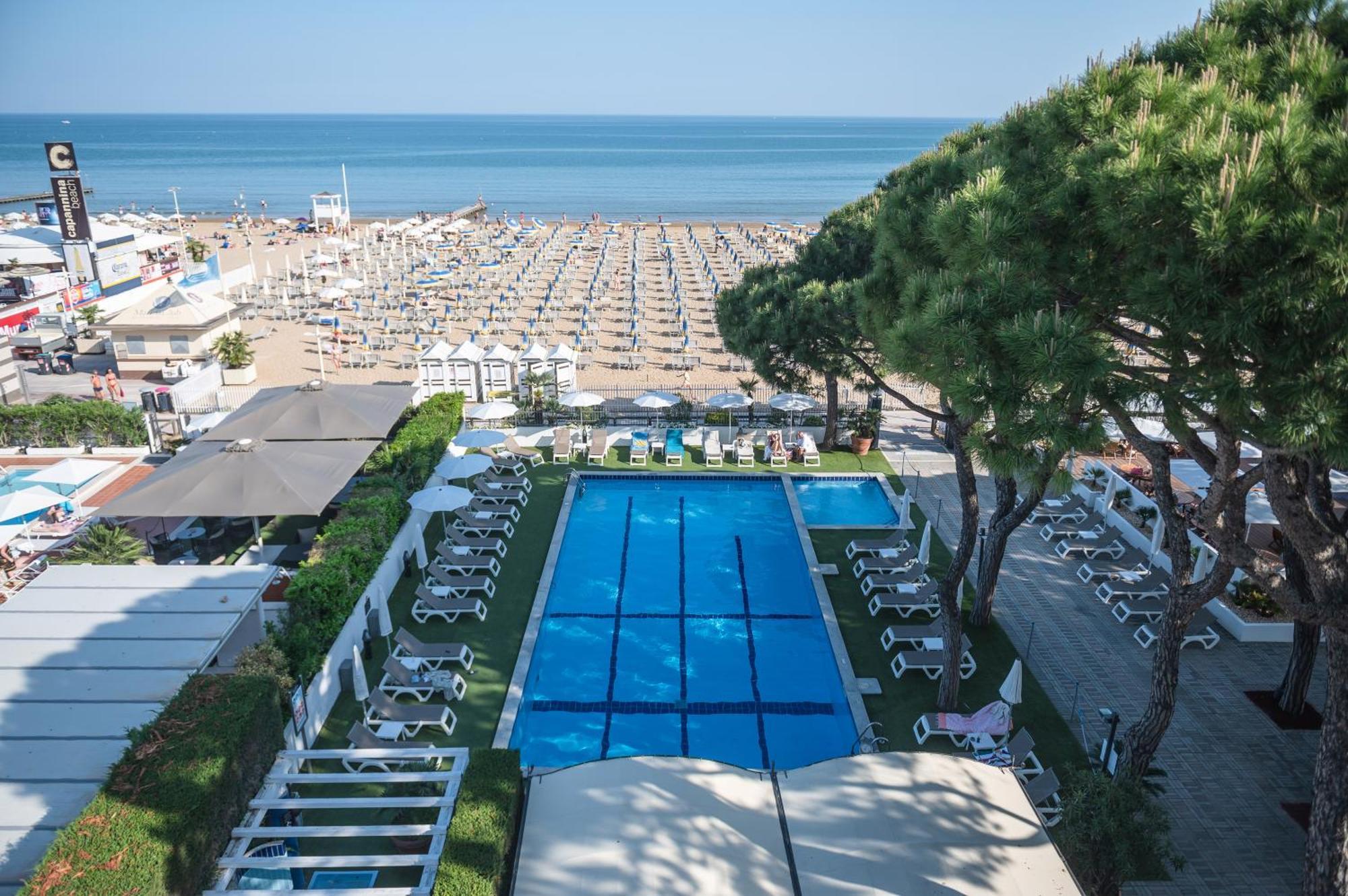 Hotel Excelsior Lido di Jesolo Exterior foto